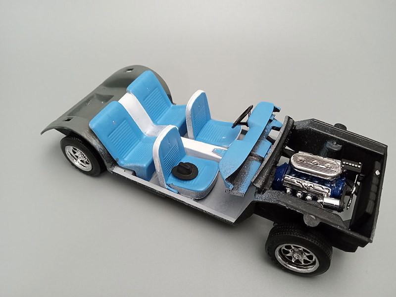 1/25 AMT 1963 Ford Mustang II Concept Car Plastic Model Kit