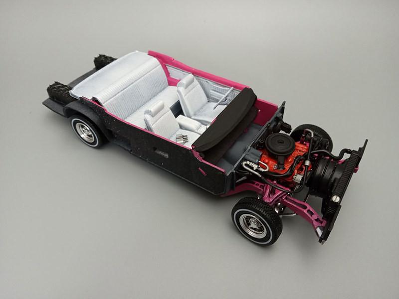 1/25 AMT 1970 Chevy Monte Carlo Lowrider Plastic Model Kit