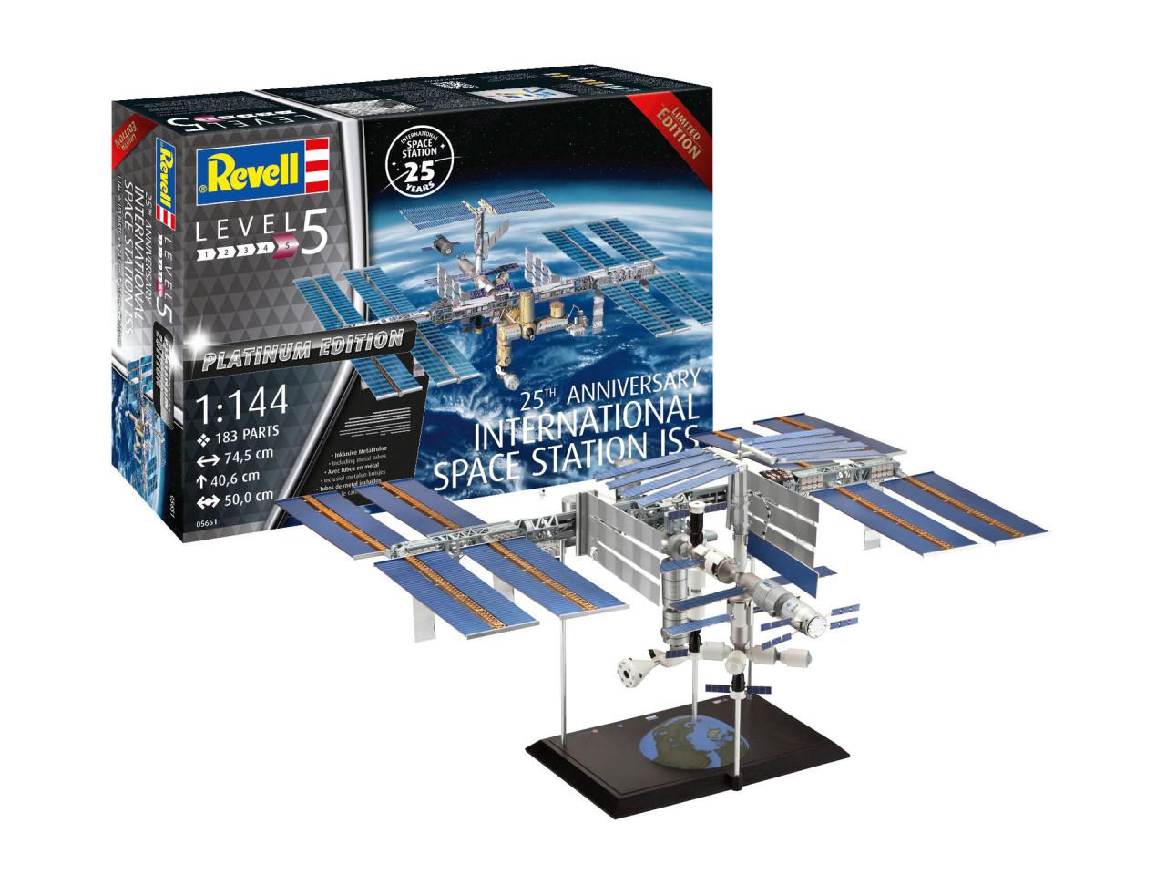 Revell 国際宇宙ステーション　ISS 1/144 Revell International Space Station 