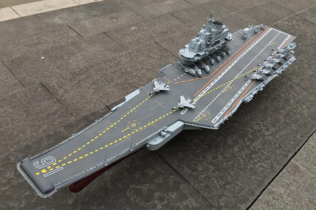 1/350 Trumpeter Chinese PLA Navy Aircraft Carrier (ex Kuznetsov