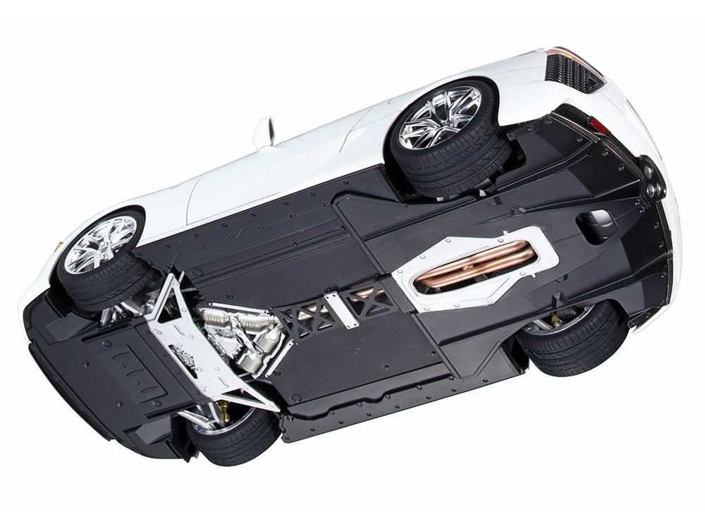 1/24 Lexus LFA Car - Squadron.com