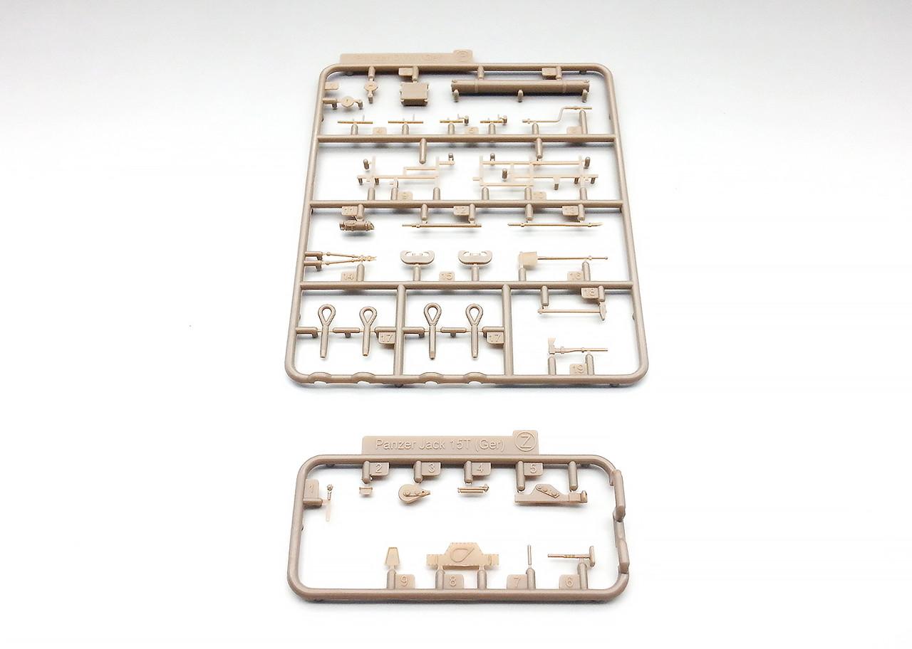 1/35 Amusing Hobby VK3002(DB) - Squadron.com