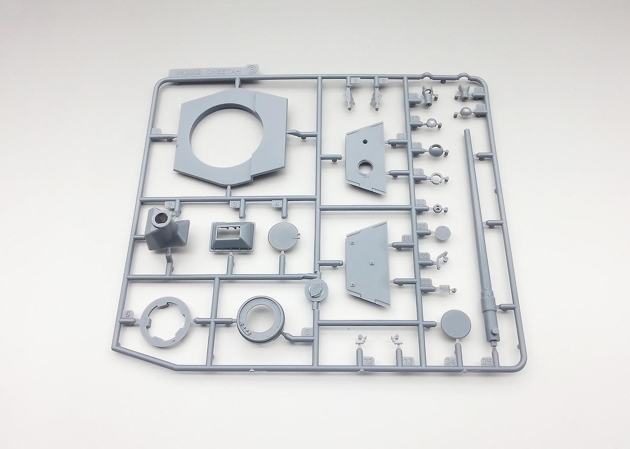 1/35 Amusing Hobby VK3002(DB) - Squadron.com