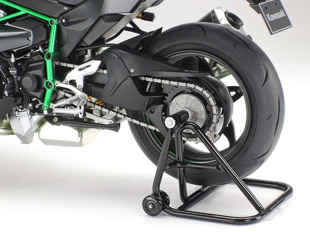 1/12 Tamiya Kawasaki Ninja H2 Carbon Motorcycle - Squadron.com