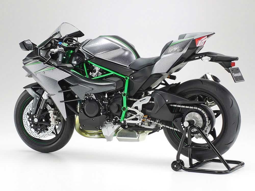 1/12 Tamiya Kawasaki Ninja H2 Carbon Motorcycle - Squadron.com