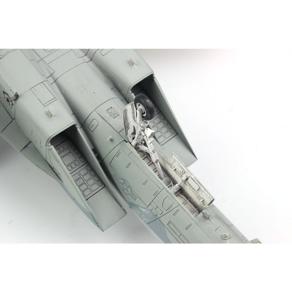 1/72 Platz USAF Fighter F-15C Eagle Kadena AB - Squadron.com