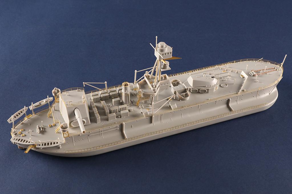 1/350 Hobby Boss HMS General Wolfe Plastic Model Kit - Squadron.com