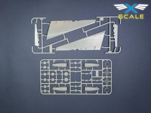 1/144 X-Scale DC-8-61 United Plastic Model Kit - Squadron.com