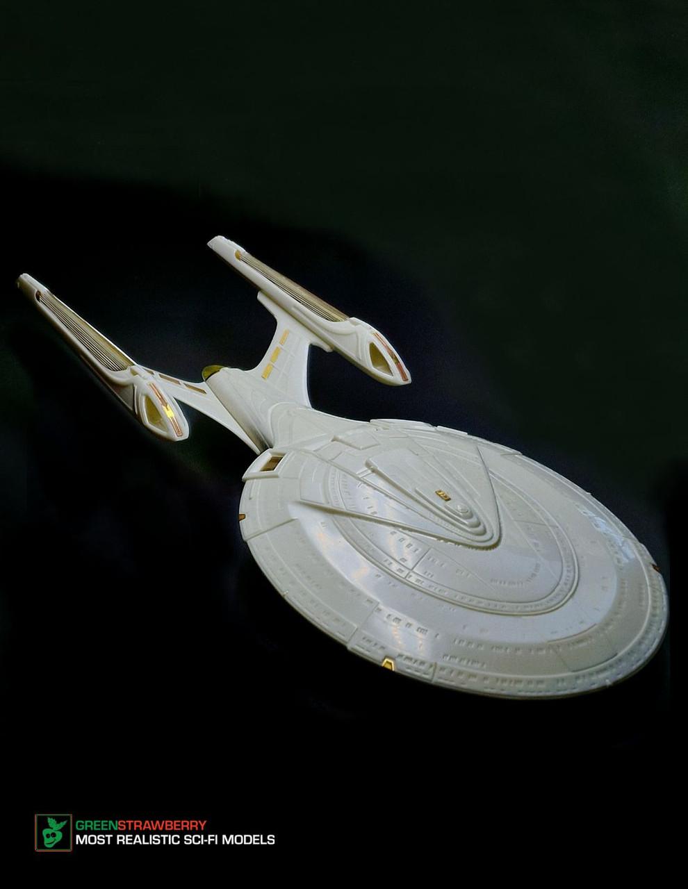 1/1400 Green Strawberry U.S.S. Enterprise NCC-1701-E - Squadron.com