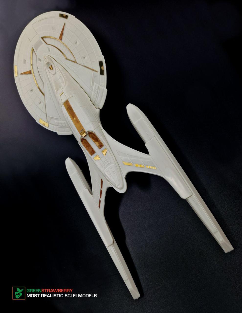 1/1400 Green Strawberry U.S.S. Enterprise NCC-1701-E - Squadron.com