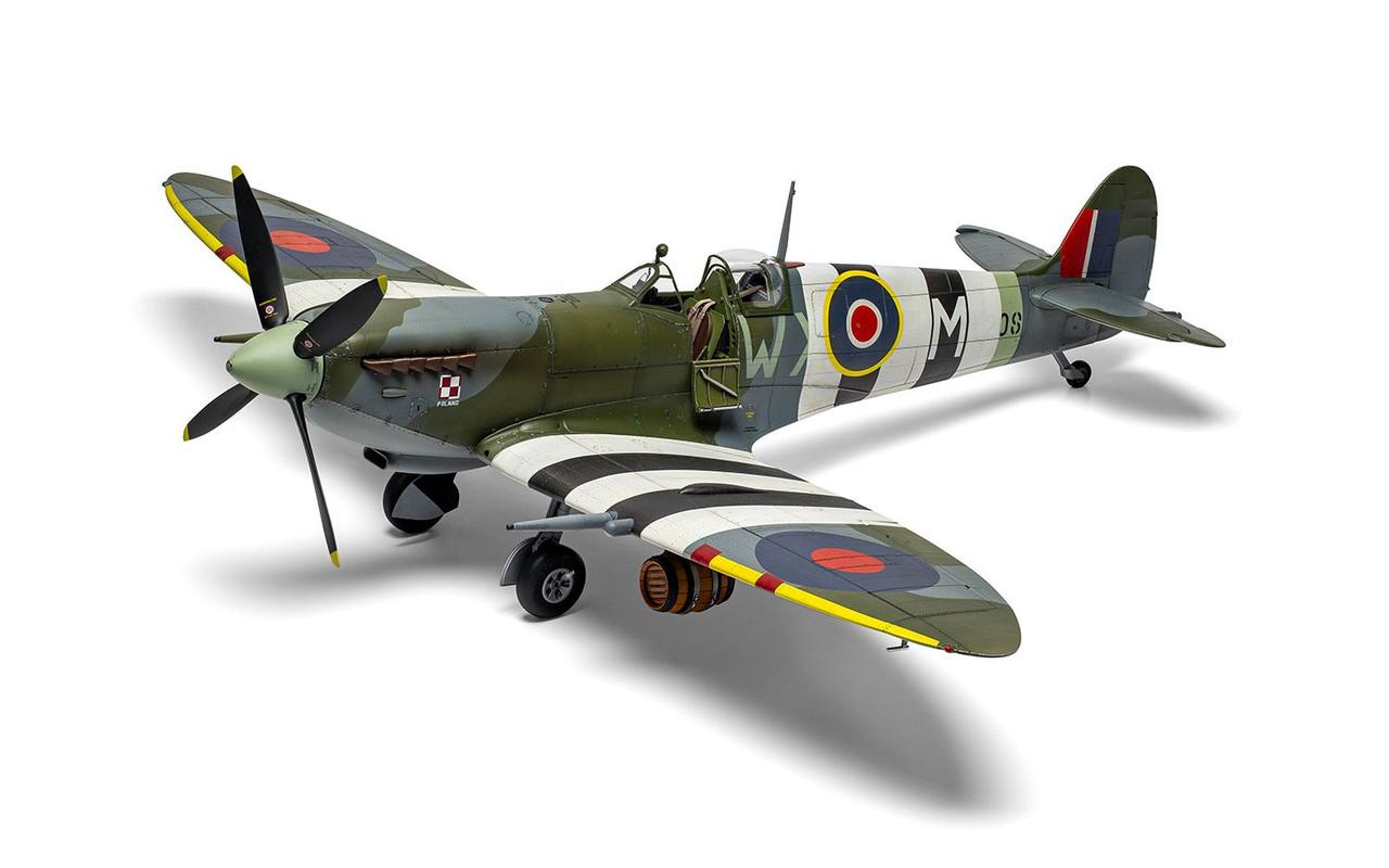 ビックスケールAIRFIX製1／２４スピットファイアMk1A プラキット　未開封 Amazon.com: Airfix Model Airplane Kit Model - A01071C Supermarine