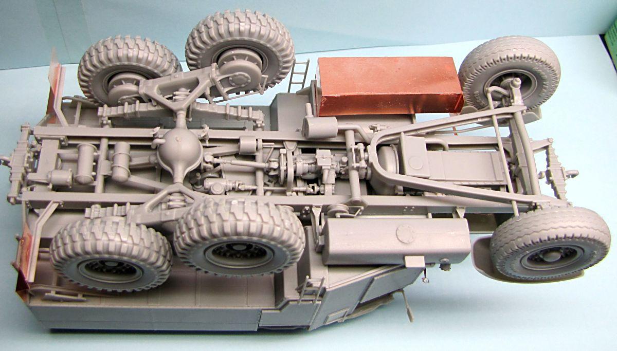1/35 Thunder Model Scammel Pioneer R100 Artillery tractor