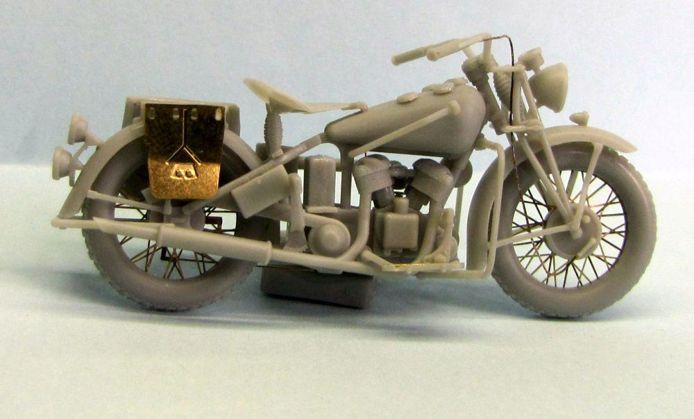 1/35 Thunder Model US Military Indian 741B (2 kits in box