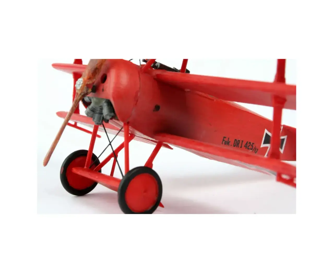 1/72 Revell Starter Kit Fokker DR.1 Triplane - Squadron.com