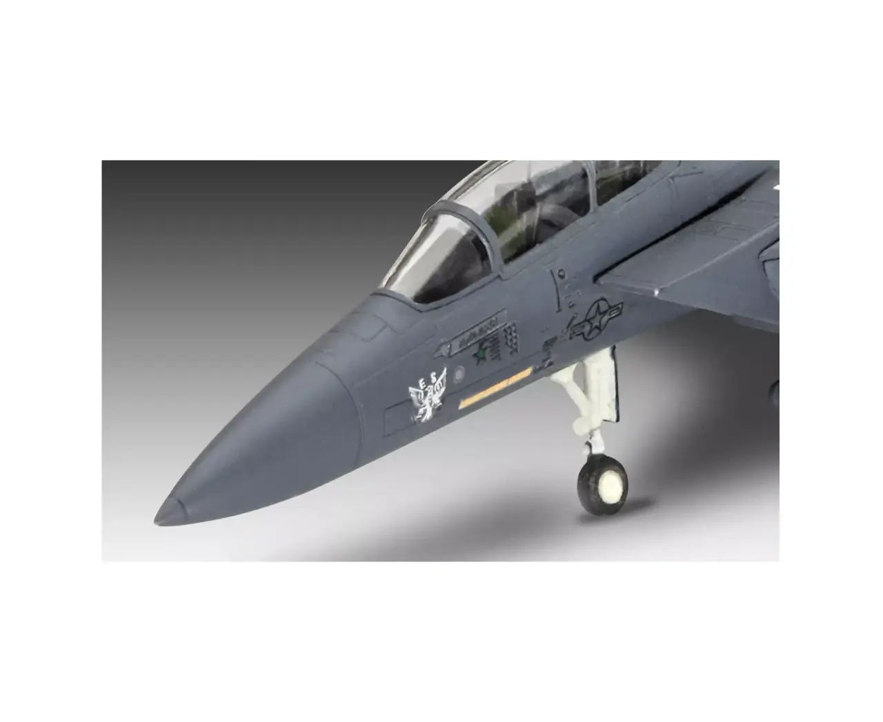 1/144 Revell Starter Kit F-15E Strike Eagle & bombs - Squadron.com
