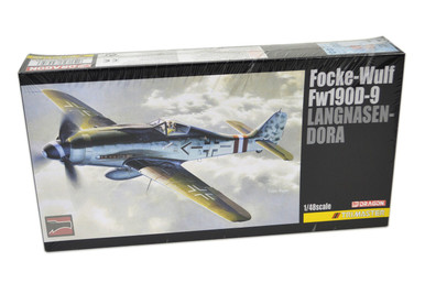 1/48 Dragon Focke-Wulf Fw190D-9 Langnasen-Dora Plastic Model