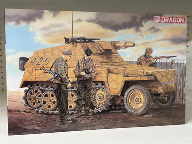 1/35 Dragon Sd.Kfz.250/8 NEU (PREMIUM) - Squadron.com