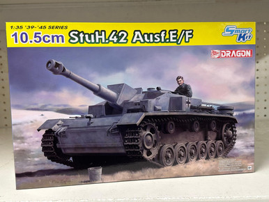 WWII ドイツ軍 パンターF型 スチールホイール仕様 (プラモデル