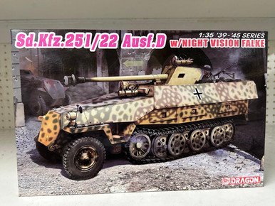 Sd.Kfz.251/22 Ausf.D Halftrack w/NIGHT Vision, 1/35 by Dragon, Model