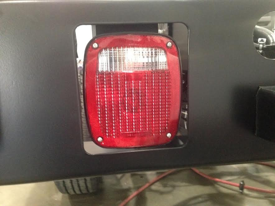 Light, Driver Rear Combo (Osprey)