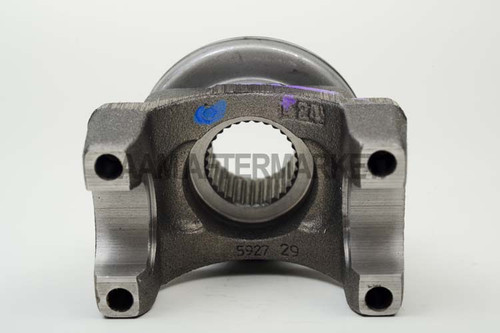 American Axle 40025925 - 8.25/9.25 inch Pinion Yoke Independent Front Suspension with Flange Assembly and Deflector, 30 Spline, 1344 U-Joint, GM
