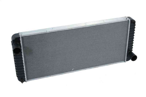 American Radiator 557705A - Radiator for Kenworth, Peterbilt, 2004-2007 335, 340, 2003-2007 330, 2003-2007 T300