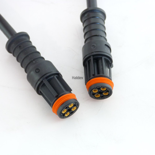 AL929831 AUXILLIARY CABLE 4 X 4 PIN 2.5 M