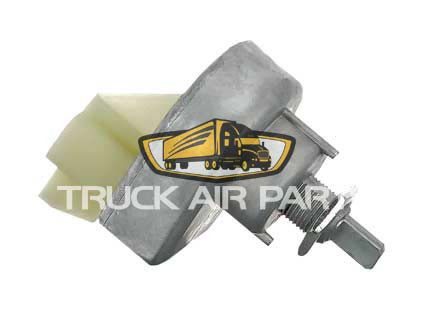 TruckAir Parts 11-0841 - Auxiliary Fan Rotary Switch For International Prostar With 3 Terminals