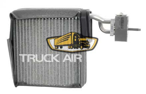 05-0621 EVAPORATOR/FREIGHTLINER