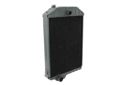 359570 JOHN DEERE TRACTOR RADIATOR:
