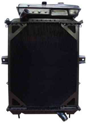 559158 KENWORTH 4 ROW BOLT TOGETHER RADIATOR(W/SURGE TANK): 2006 & NEWER T600