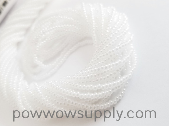 10/0 Seed Beads Pearl White