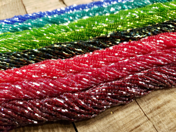 11/0 2-cut Holiday Set