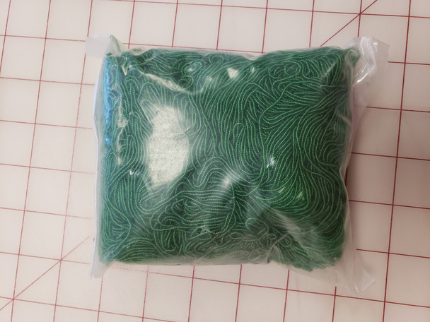 16/0 Seed Beads Transparent Medium Green (1/2 kilo)