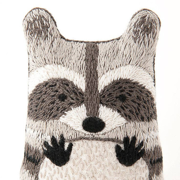 Kiriki Press - Raccoon - Embroidery Kit