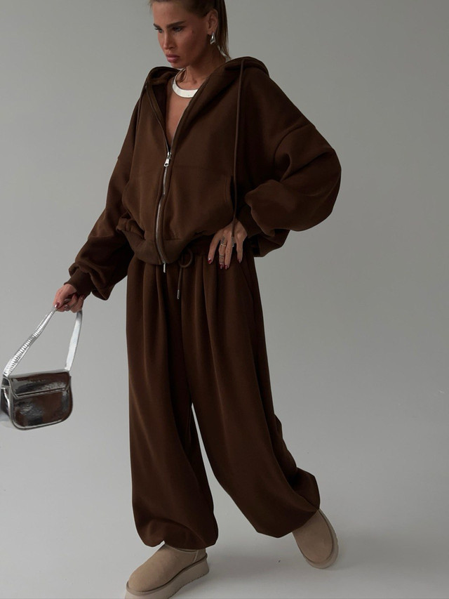 Main image for the product Bordeaux Fleece Wide-Leg Lounge Pants - 1