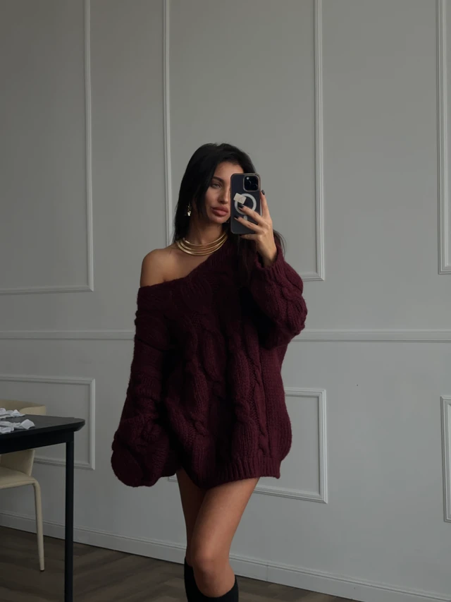 Second image of the product Velvet Embrace Oversized Knit