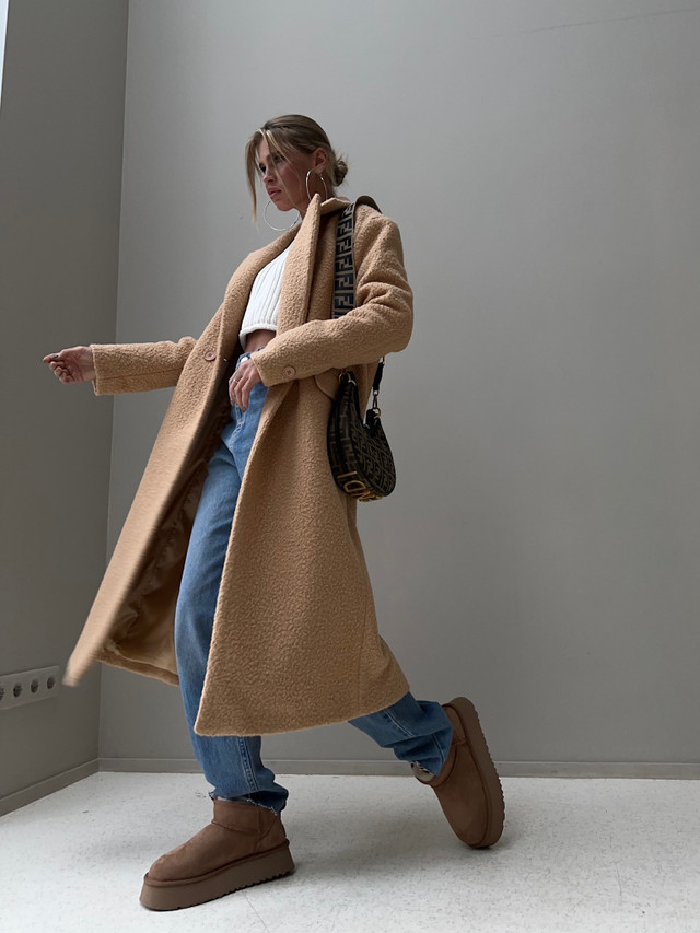 First image of the product The Manhattan Teddy Longline Coat