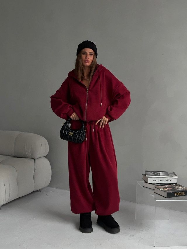 First image of the product Bordeaux Fleece Wide-Leg Lounge Pants