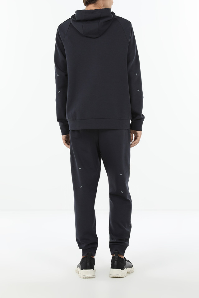 Main image for the product Essential Motion Tracksuit Set - 7