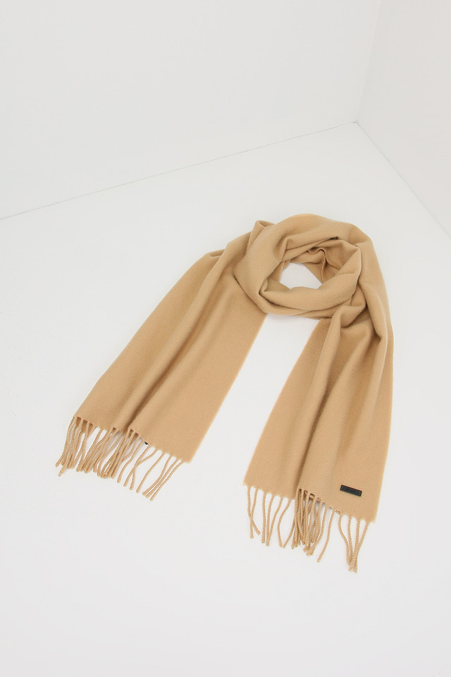 First image of the product Classic Camel Cashmere Fringe Scarf