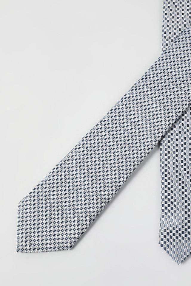 Main image for the product The Metropolitan Checkmate Silk Tie - 3