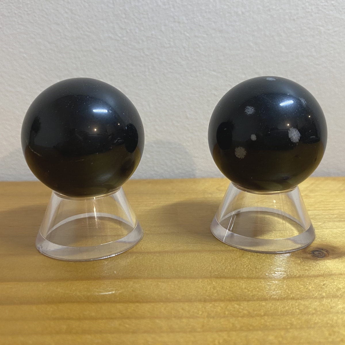 Snowflake Obsidian Crystal Sphere - Fewer Snowflakes (35mm)