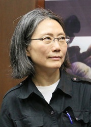 鍾曉陽 Sharon Chung