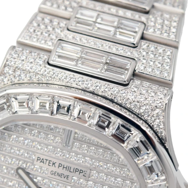 Patek Philippe Nautilus 5719/10G-010 18k White Gold Full Factory Diamond Watch