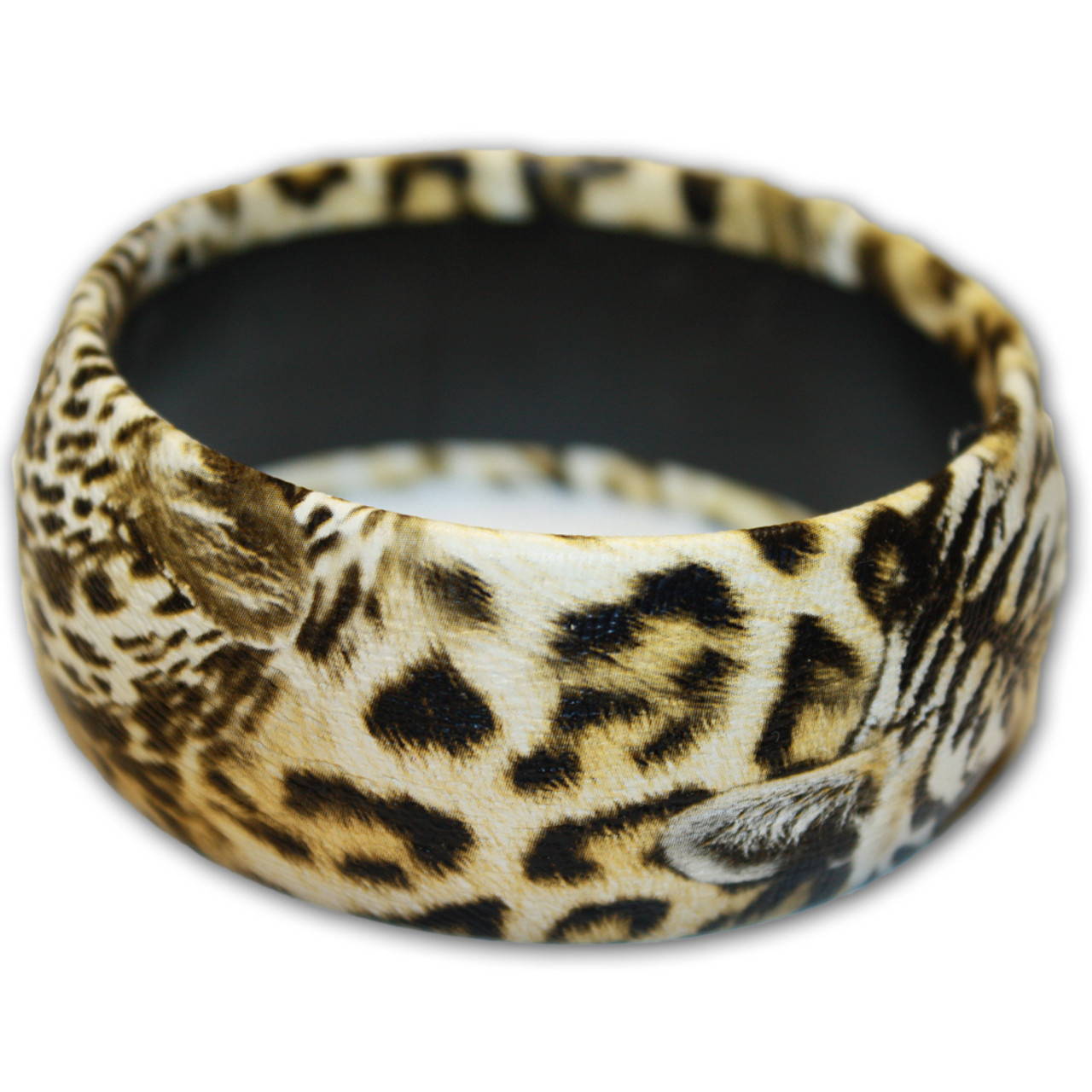 Animal print bracelets at wholesale prices.