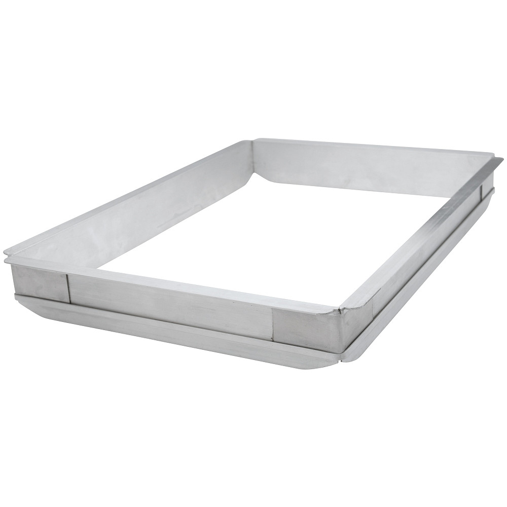 Winco 13 x 9 x 2 1/4 Non-Stick Aluminized Steel Rectangular Cake Pan