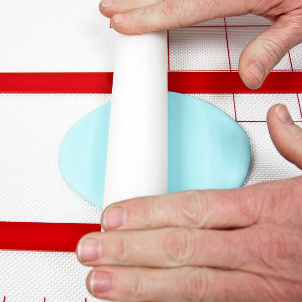 Fat Daddio's SFM-2436 Fondant Work Mat, 24" x 36", Non-Stick, with Measuring Grid