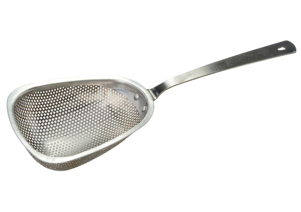 Winco CODS-7 Scoop Colander, 7"L x 4"W Bowl, 11" Handle