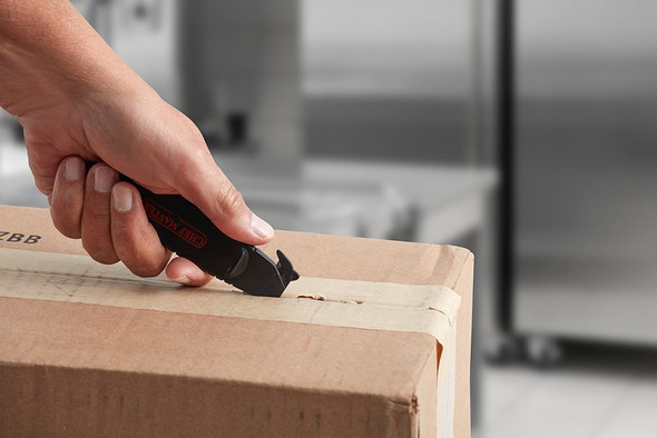Chef Master Safety Box Cutter, Black